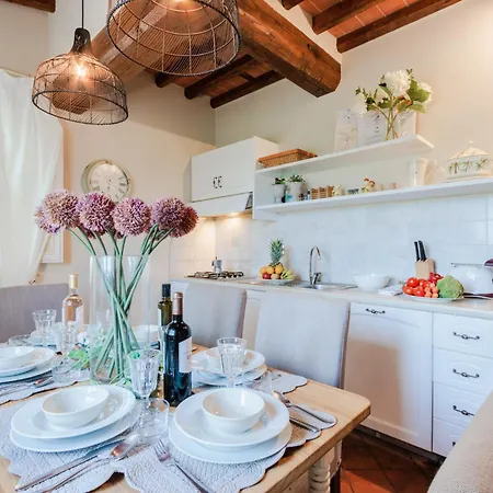 Cicale 3 Bedrooms With Shared Pool Villa *
