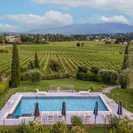 Cicale 3 Bedrooms With Shared Pool